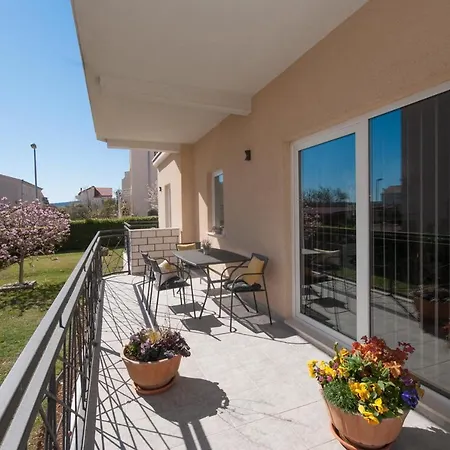 Colorful Two-bedroom * Kastela